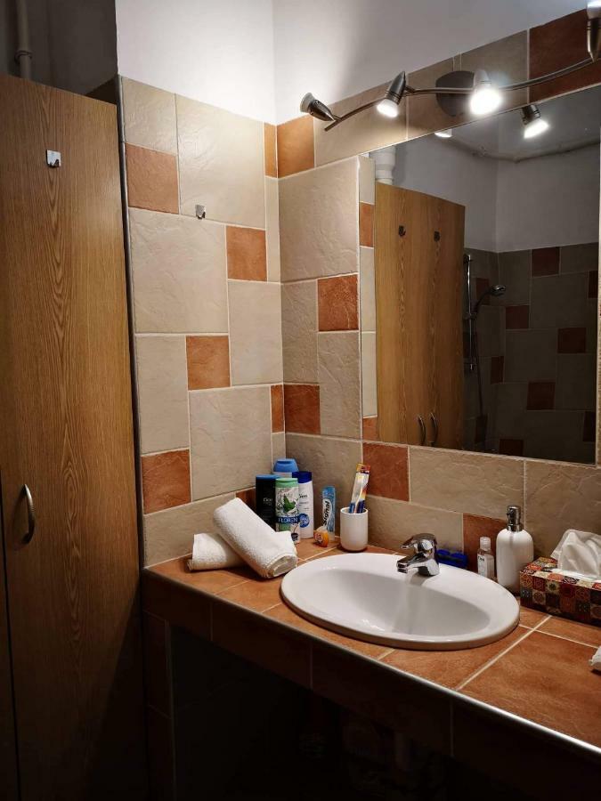King 38-1 Apartman Appartement Pécs Buitenkant foto